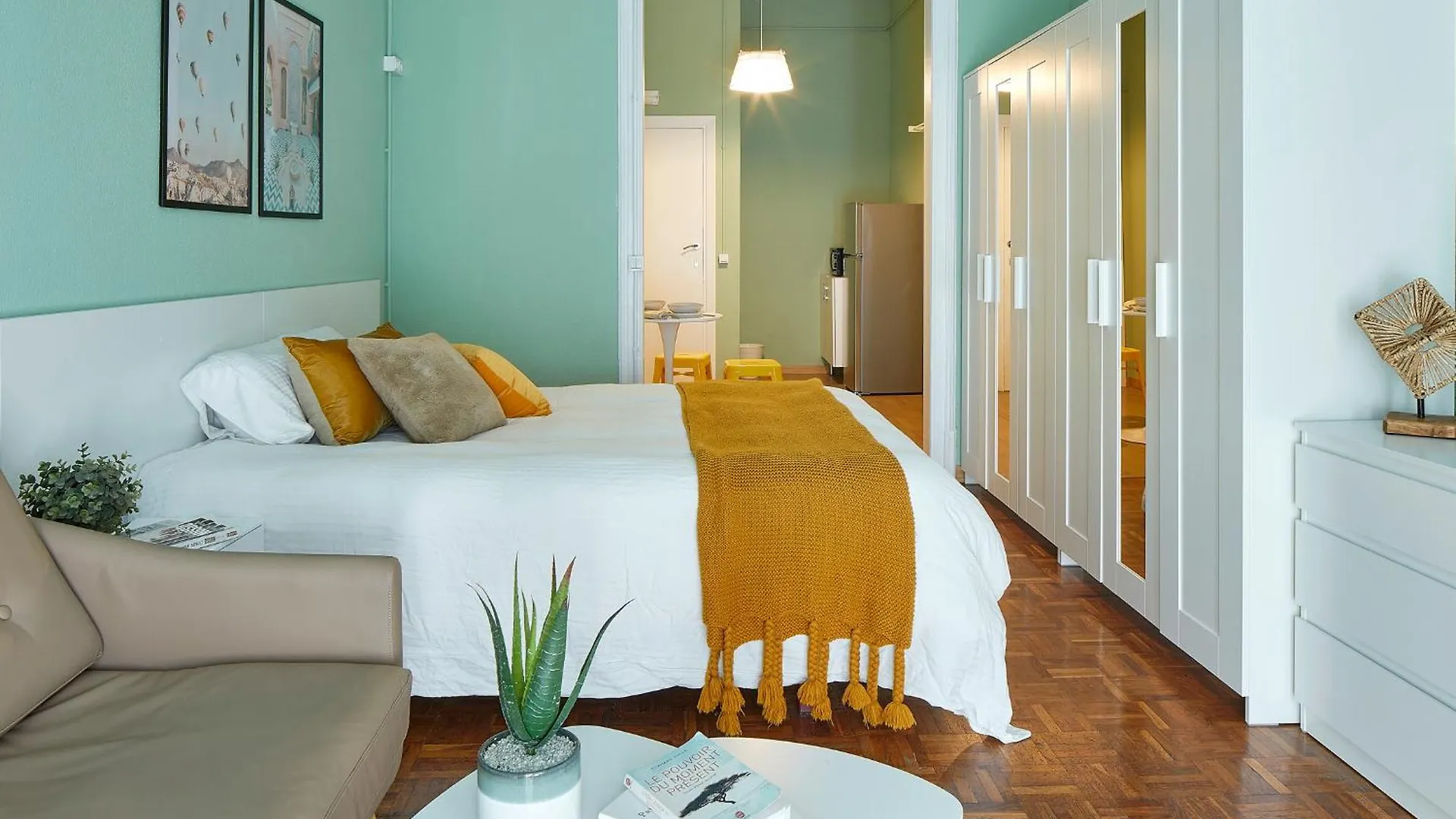 Balmes 16 Bed and Breakfast Βαρκελώνη
